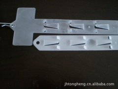 <strong>参与招投标项目140次</strong>