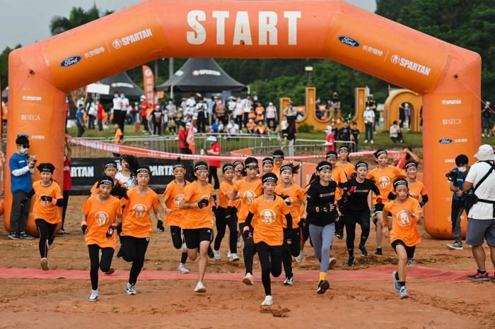 2022斯巴达勇士儿童赛深圳收官 小勇士斩获多组冠