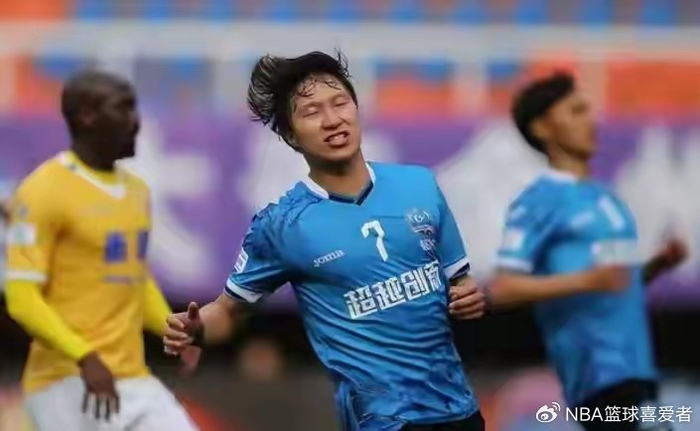 国足新一期名单揭晓 杨希首秀魏震逆袭引关注