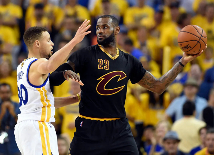 Max Kellerman争议言论：2016年詹姆斯远胜