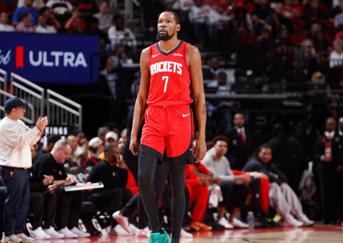 火箭力克猛龙锁定西部第三 申京失误成隐患