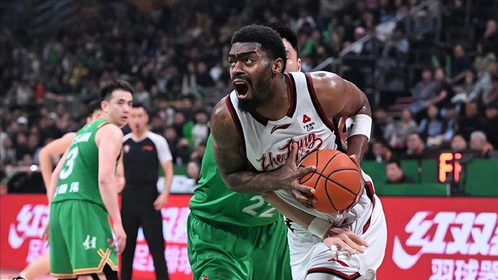 CBA卡位战两队同夜掉队 争位格局骤变