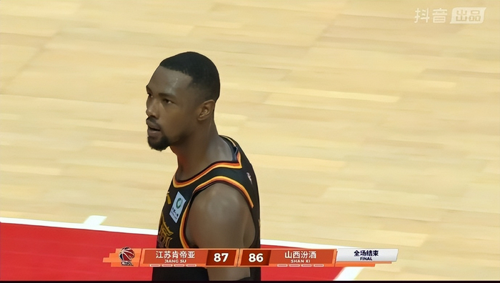 CBA卡位战两队同夜掉队 争位格局骤变